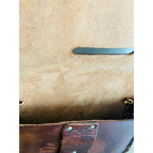 70s Vintage Boho Leather Bag - Picture 9 of 10